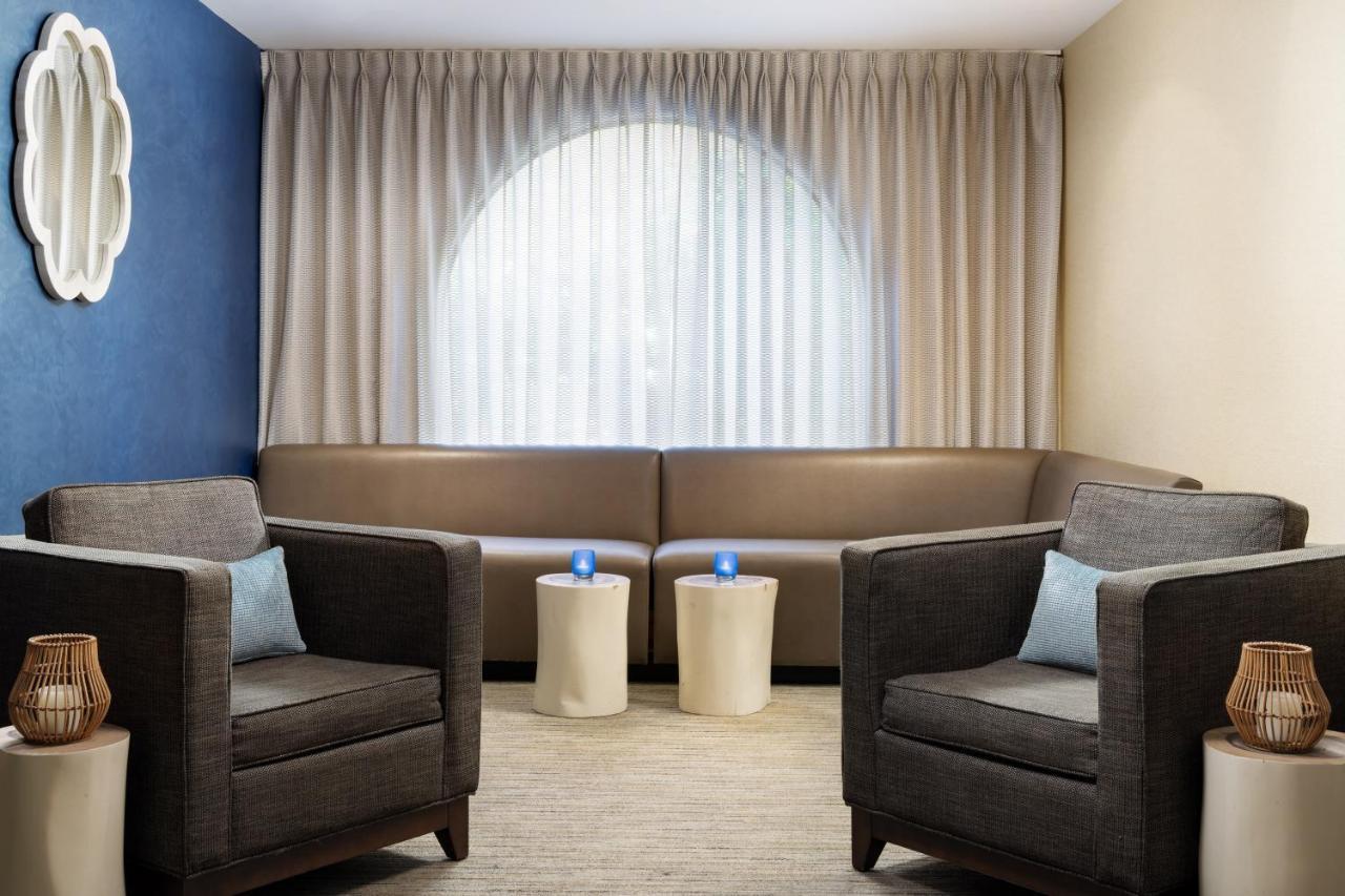 The Anza-A Calabasas Hotel Екстер'єр фото