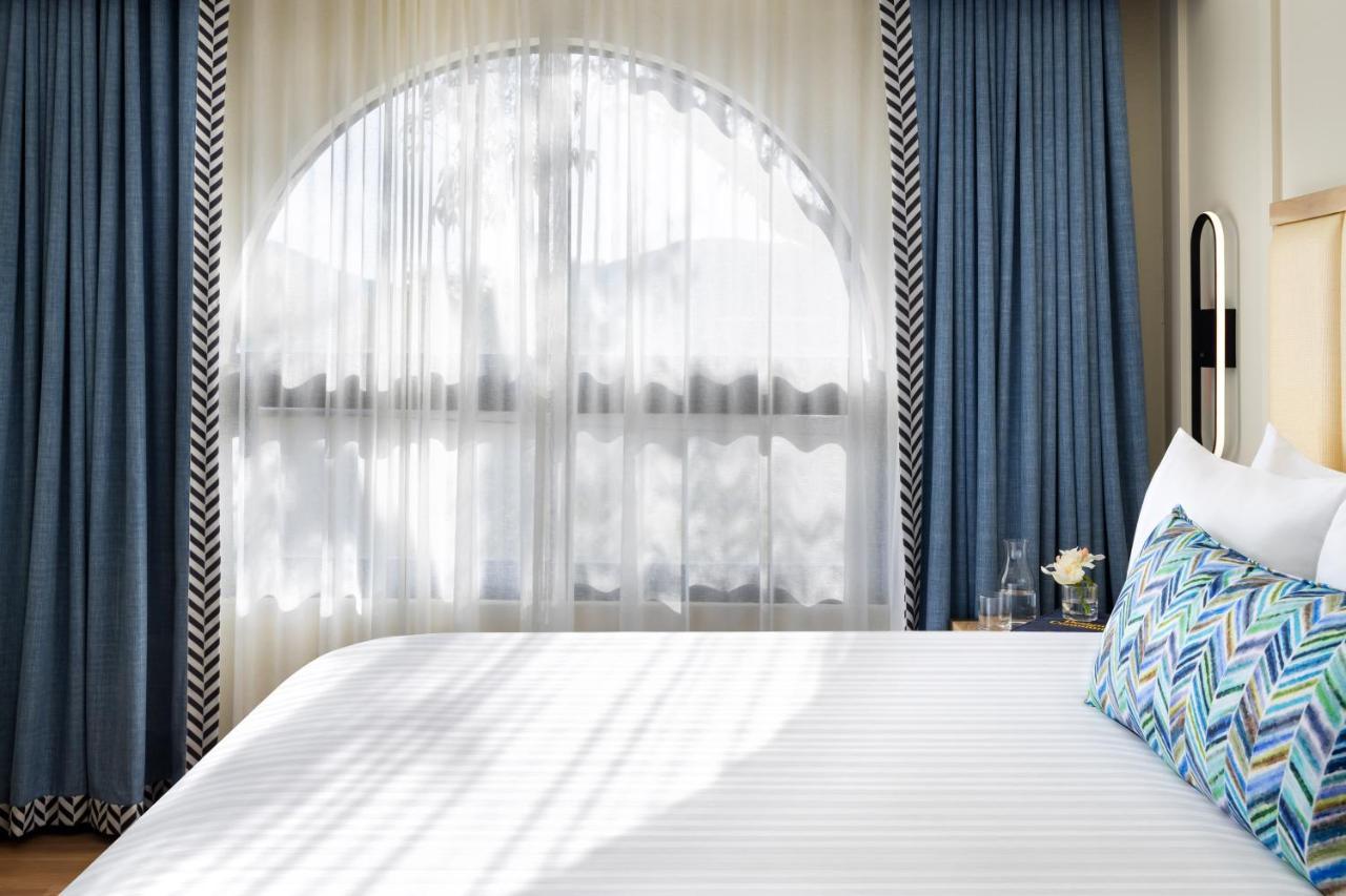 The Anza-A Calabasas Hotel Екстер'єр фото