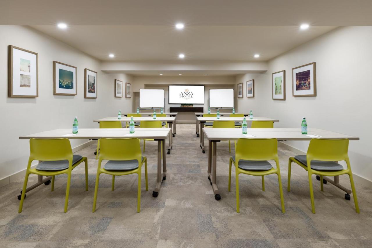The Anza-A Calabasas Hotel Екстер'єр фото